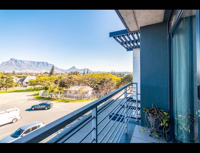 2 BEDROOM APARTMENT TO LET IN MILNERTON CENTRAL